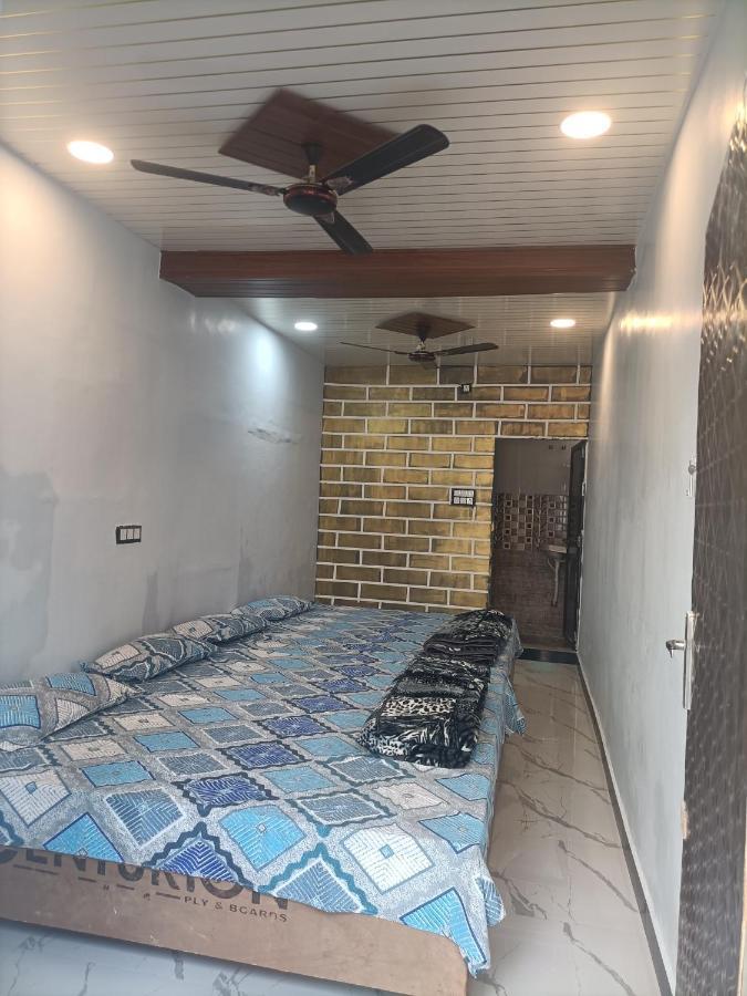 Shri Gamya Guest House Ujjain Esterno foto