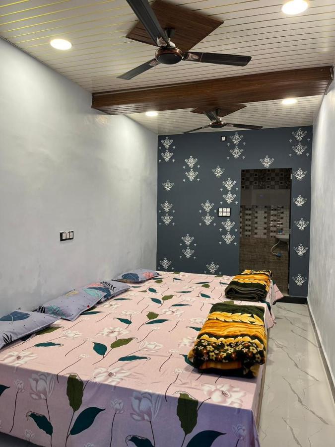 Shri Gamya Guest House Ujjain Esterno foto