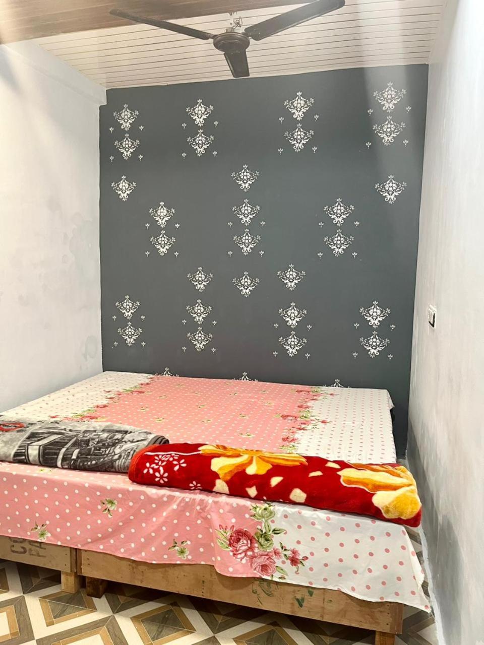 Shri Gamya Guest House Ujjain Camera foto